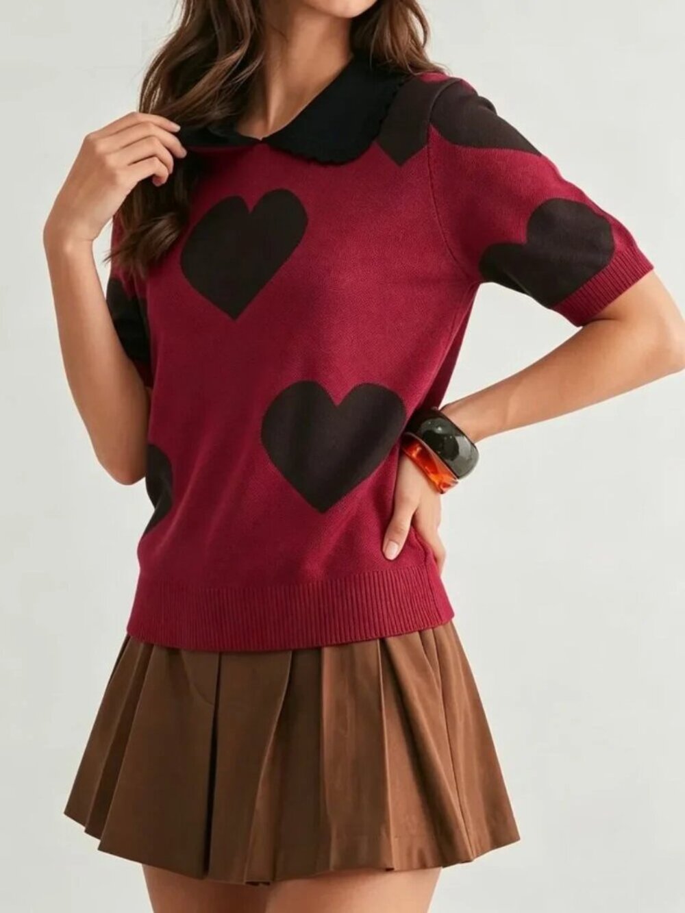 Doll Collar Heart Color Block Short Sleeve Sweater - Picture 4 of 5